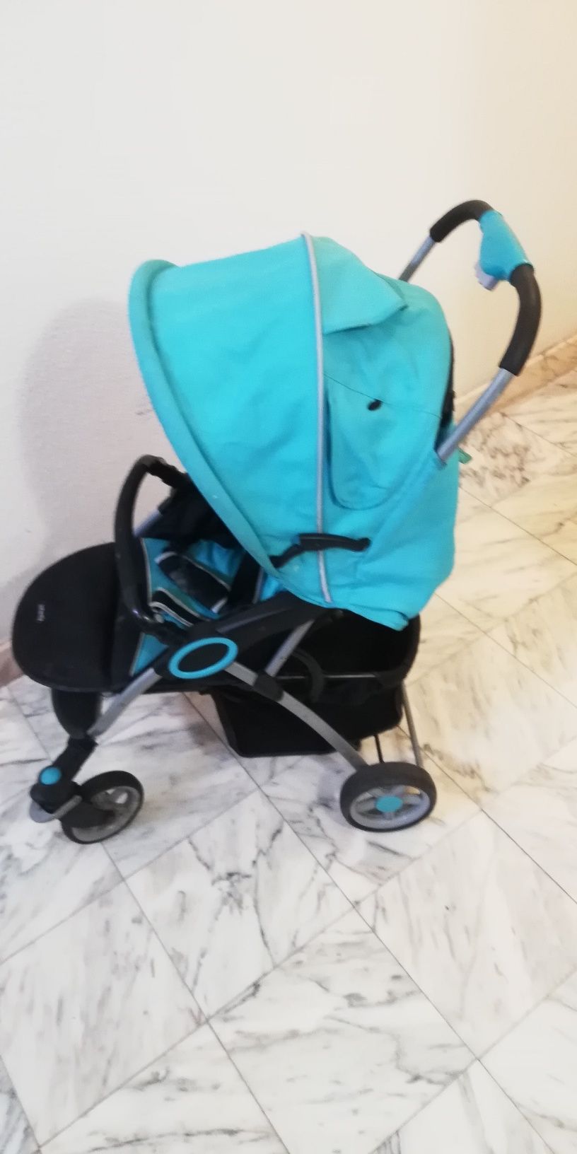 Vendo Carrinho de passeio para bebé criança