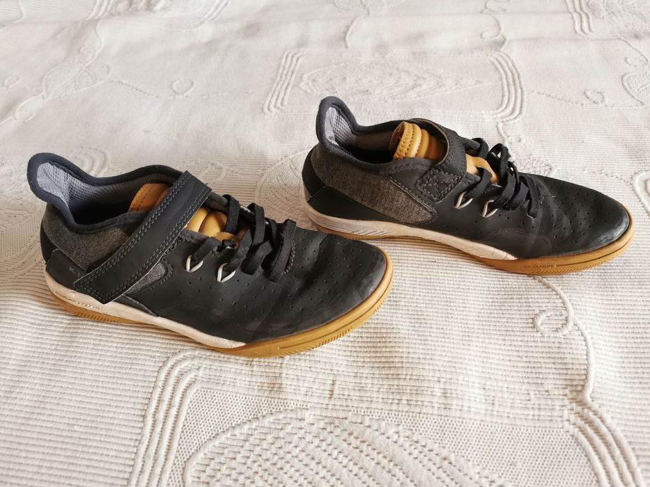 Buty do piłki nożnej Kipsta  Imviso ESKUDO 500 Barrio r. 33