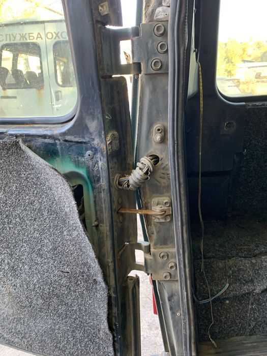 Задняя дверь УАЗ Хантер