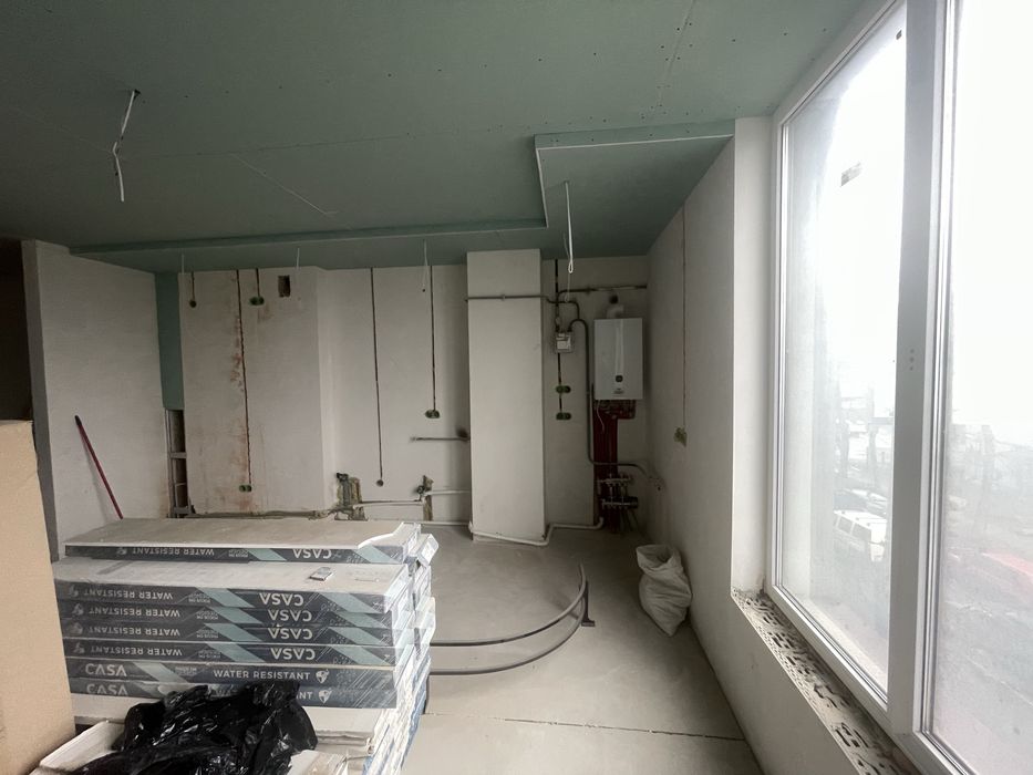 Центр. 2-х кімнатна квартира з частковим ремонтом та закупленими матер