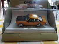 Miniatura Opel Manta B GT/E 1/43