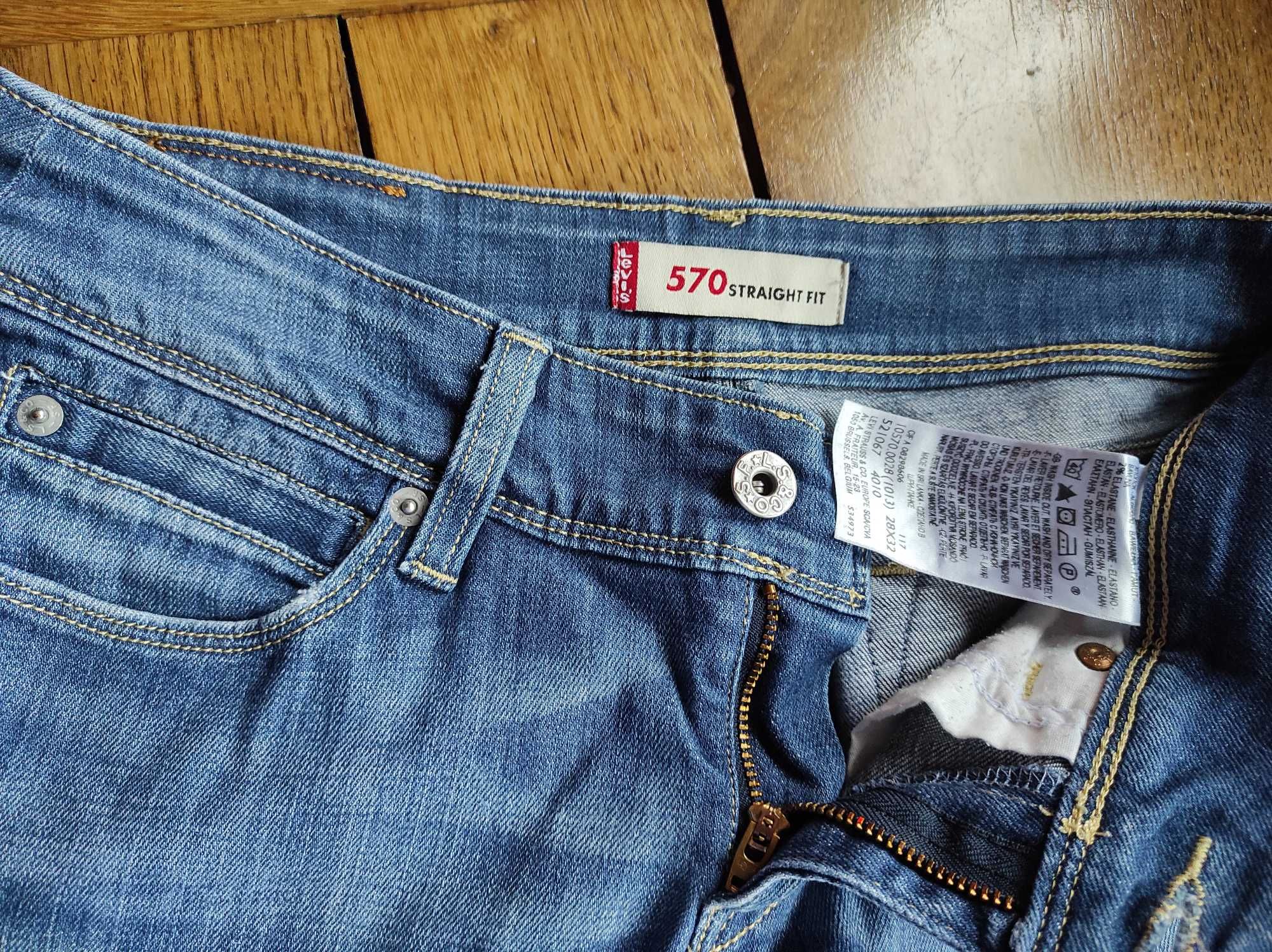 LEVIS 570 STRAIGHT Fit  28/32