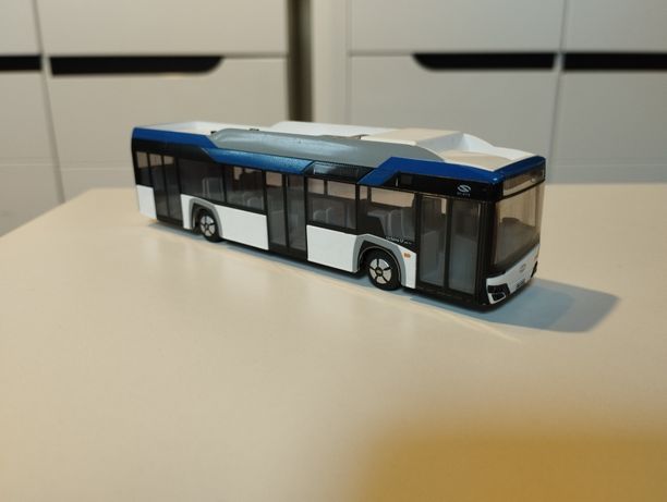 Model autobusu marki SOLARIS Urbino 12 model  HYDROGEN 1:87 RIETZE aut