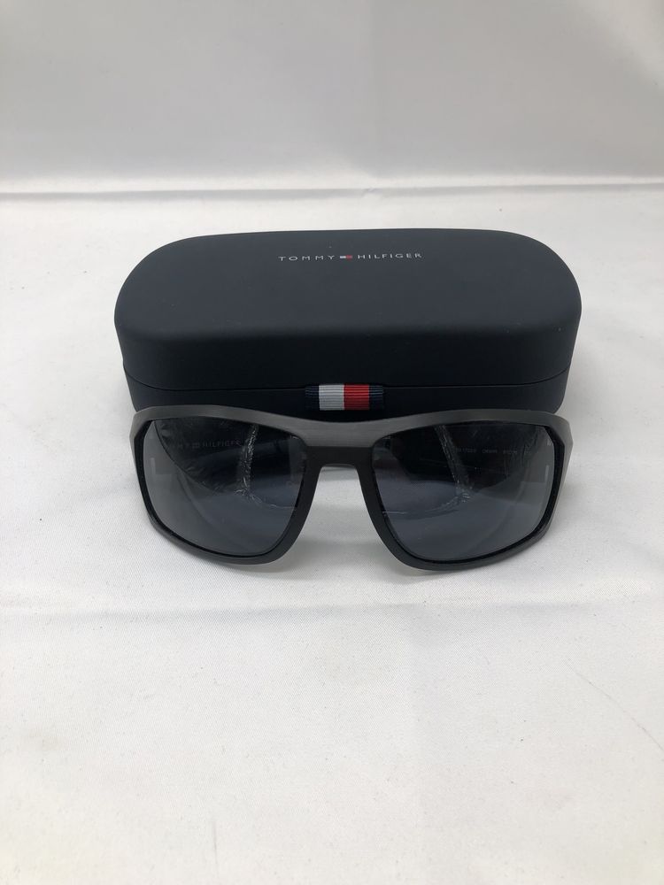 Okulary przeciwsłoneczne Tommy Hifiger TH 1722 06 | Komis66