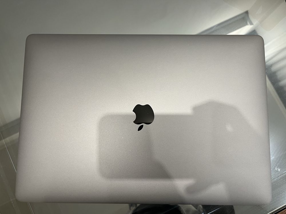 MacBook Pro 16, 2019