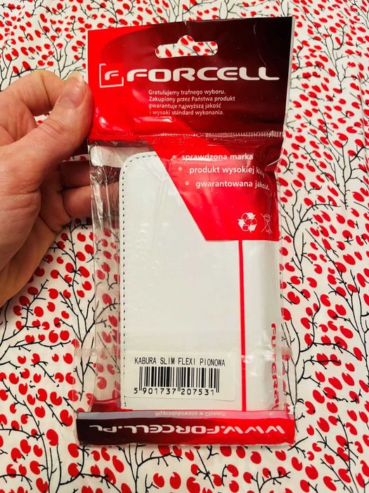 Etui pokrowiec biały pionowy na telefon