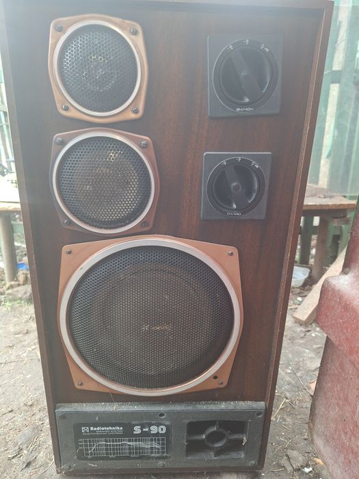 Продам колонки s-90