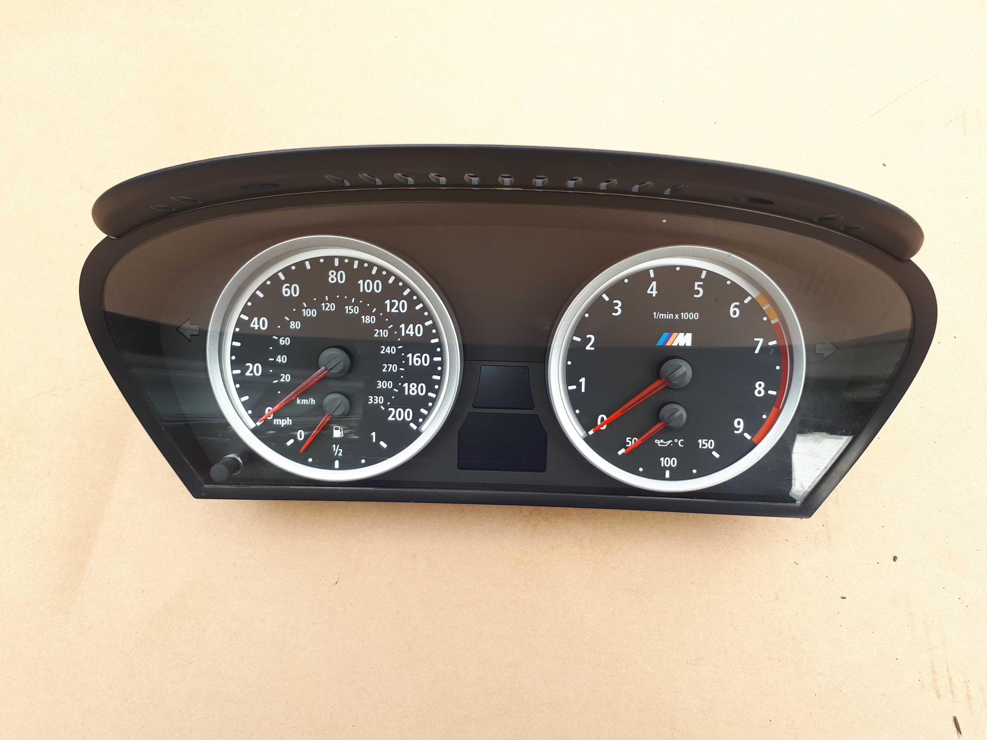 Licznik Zegar bmw m5 e60 m6 e63 e64 v10 507km