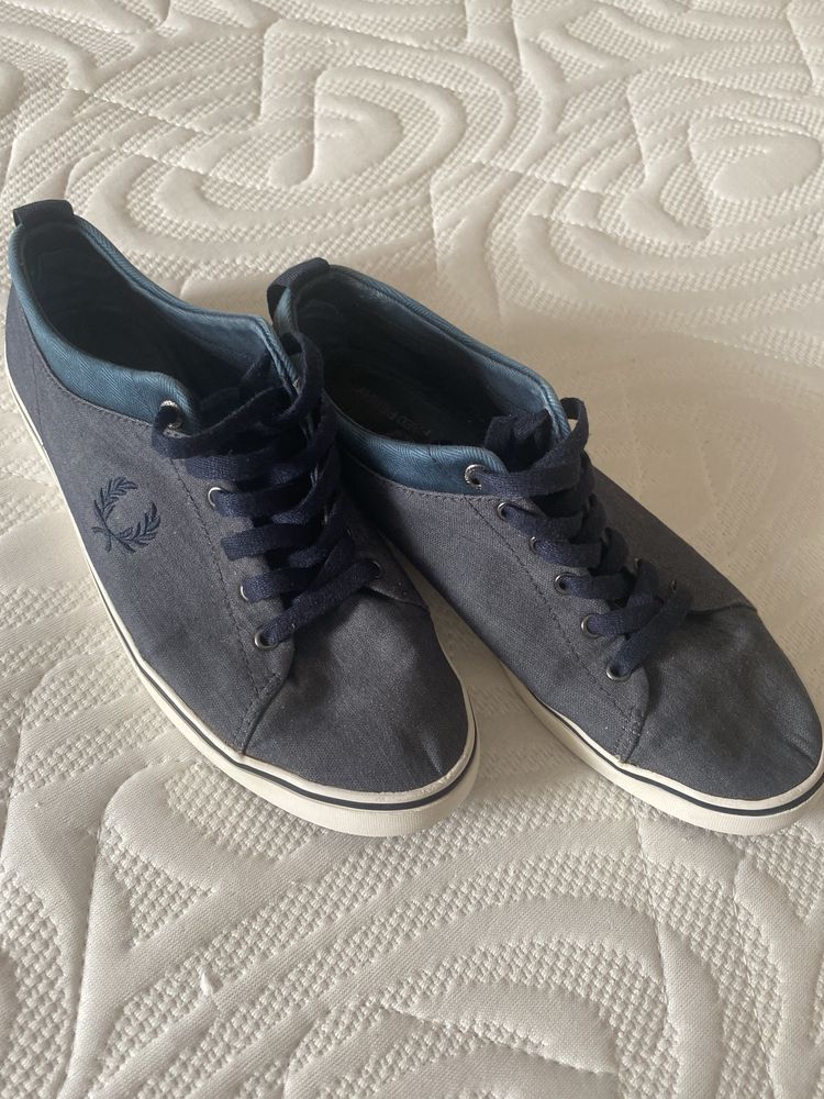 Кросівки fred perry 42 розмір , чоловіче взуття .