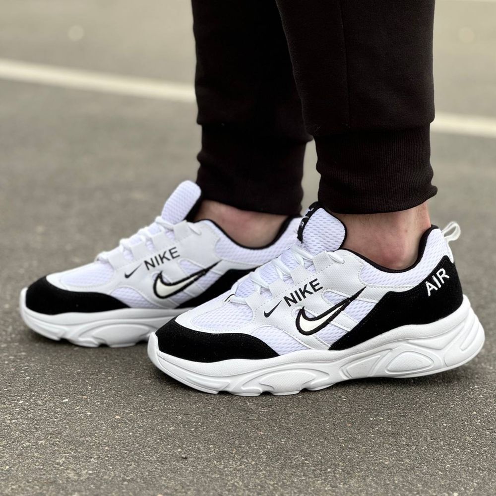 Чоловічій Кросівки Найк білі з чорним  NIKE white black city 40-44 рм.