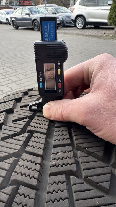 Opony zimowe viking win tech 235/45 r.17