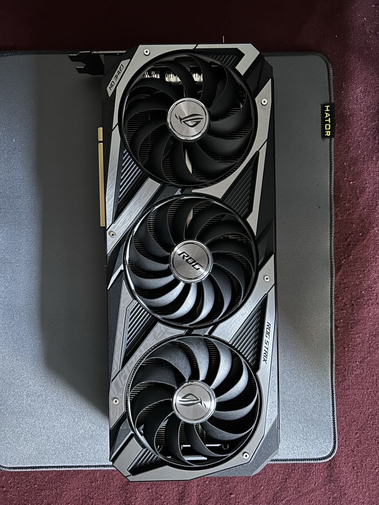RTX 3070 Ti ASUS ROG Strix