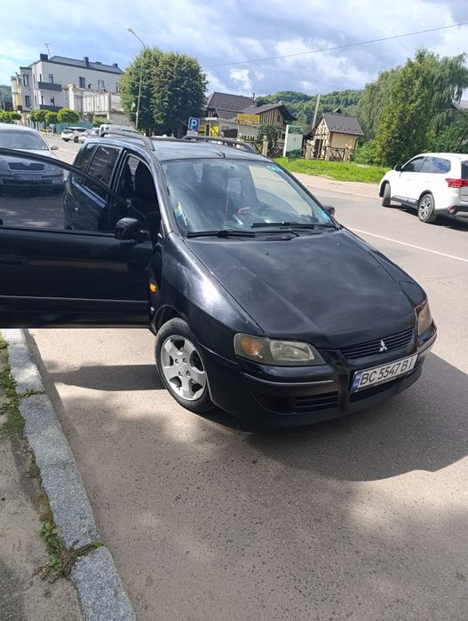 Mitsubishi space star