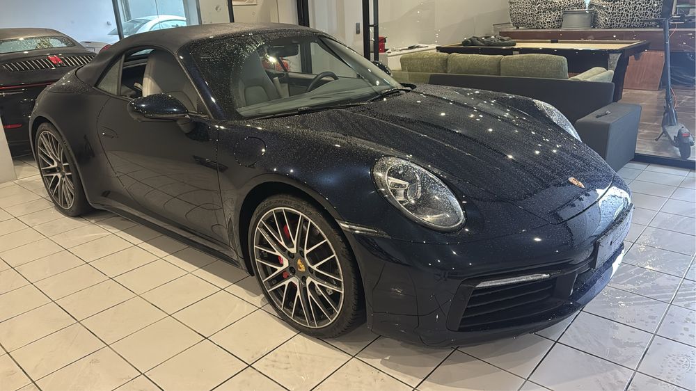 Porsche carrera 4S cabrio