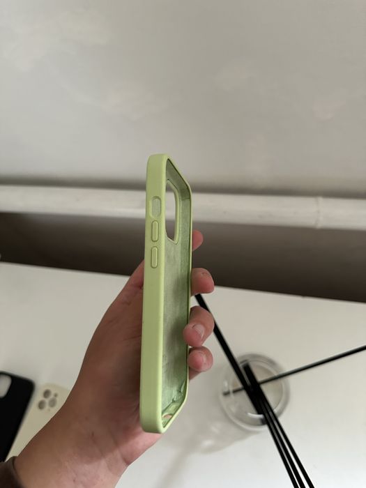 Продам чохол на айфон 13 про і 11 про