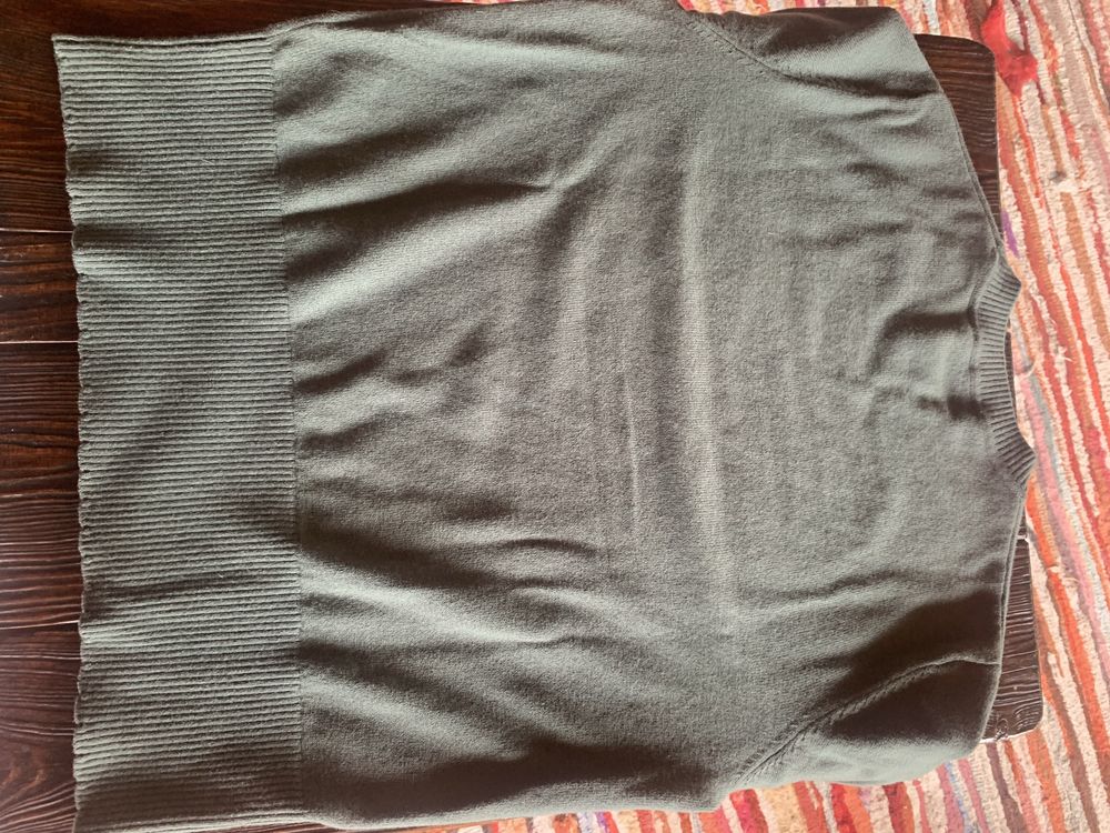 Camisola de malha . Marca Decenio