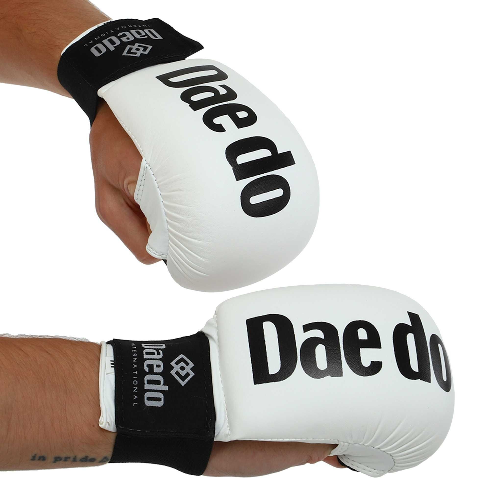 Накладки (перчатки) для карате DAЕ DO,размеры S-L, цвета - ассортимент