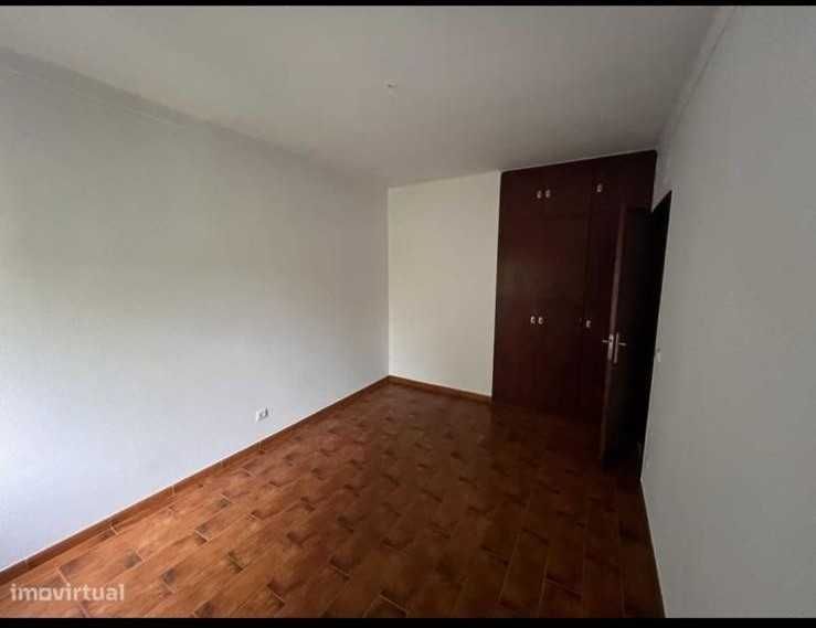 Apartamento para Alugar – Almeirim, Santarém Praceta da Coopeal