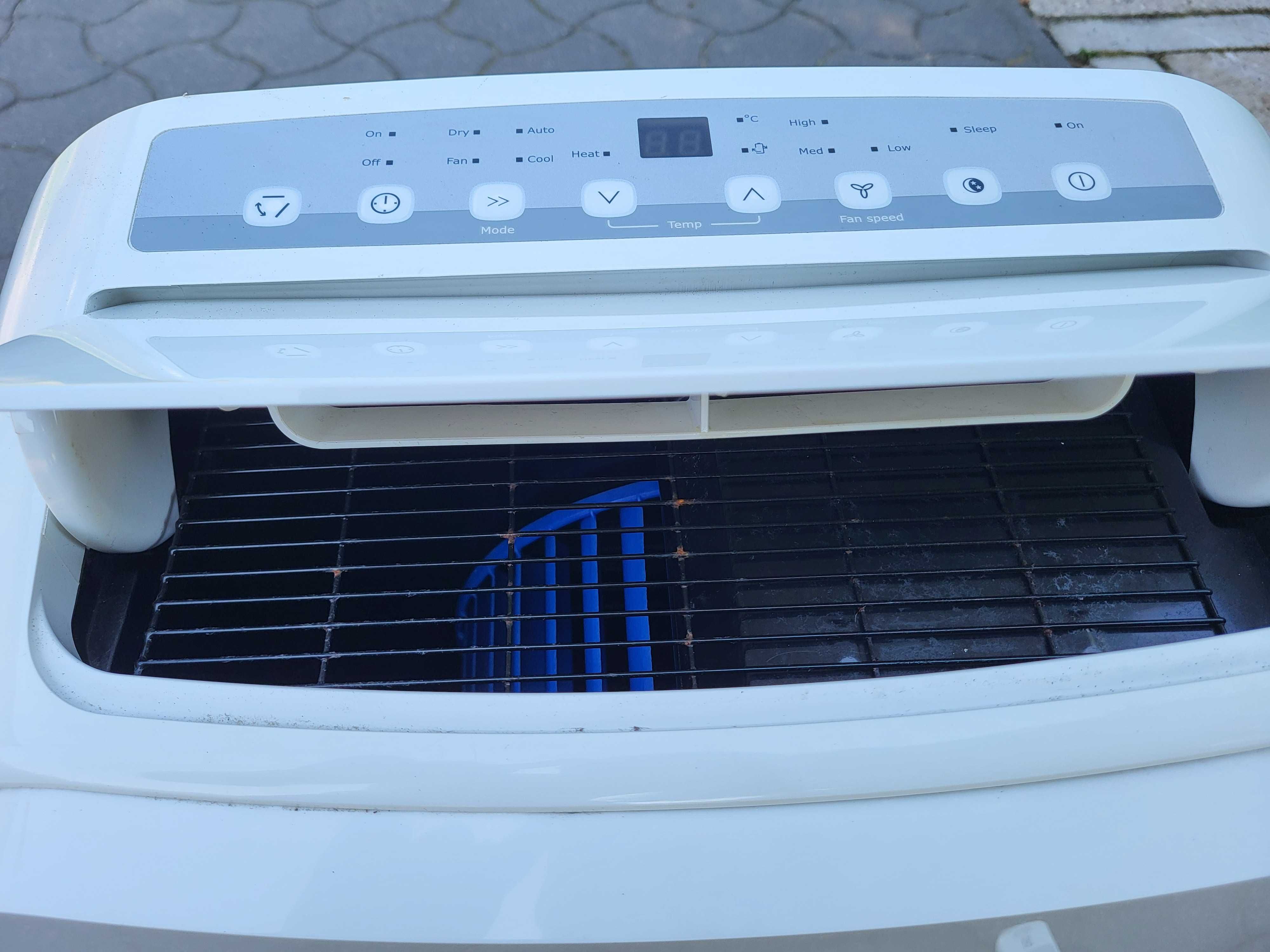 Klimatyzator ELECTROLUX EXP12HN1W6 przenośny na kółkach z pilotem rura
