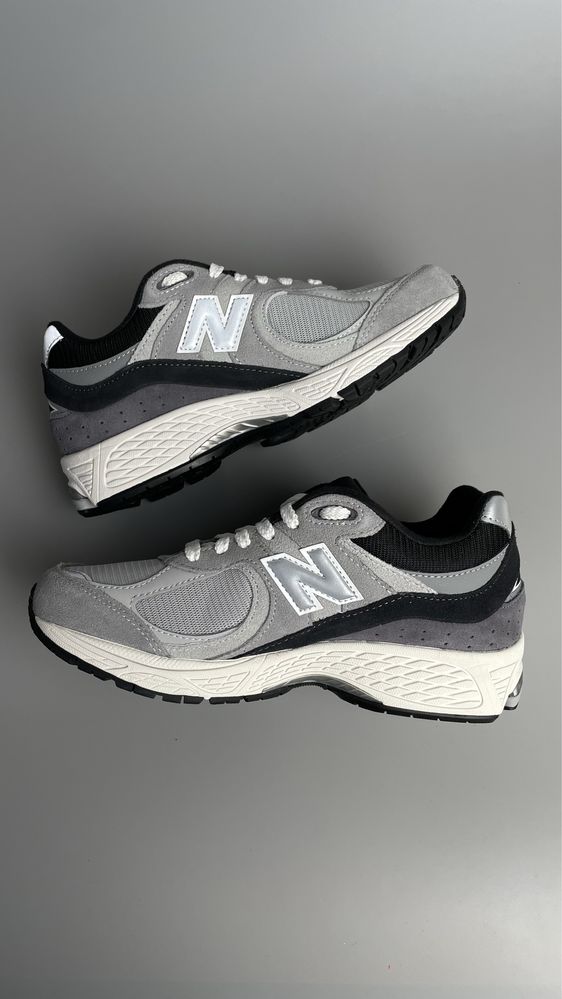 Кросівки NEW BALANCE 2002R Оригінал, нові, в розмірах