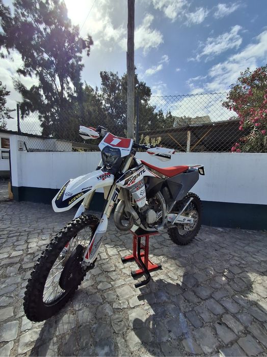 Fantic XE 125 matriculada