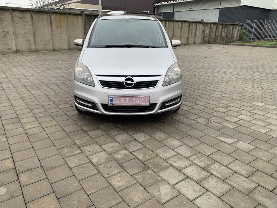 Opel Zafira 2007 року