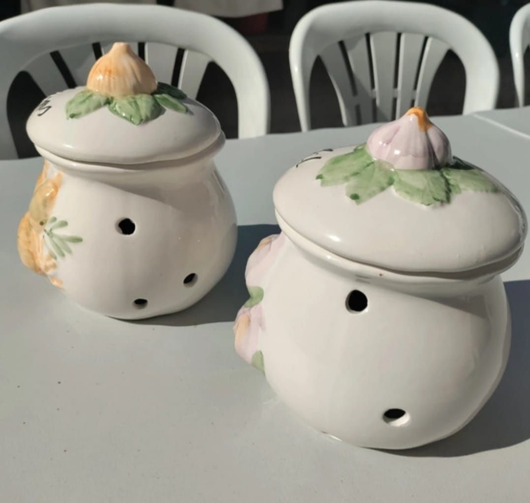 Potes para alho e cebola em barro