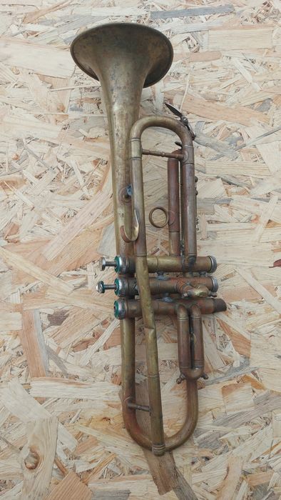 Духовой инструмент для декора