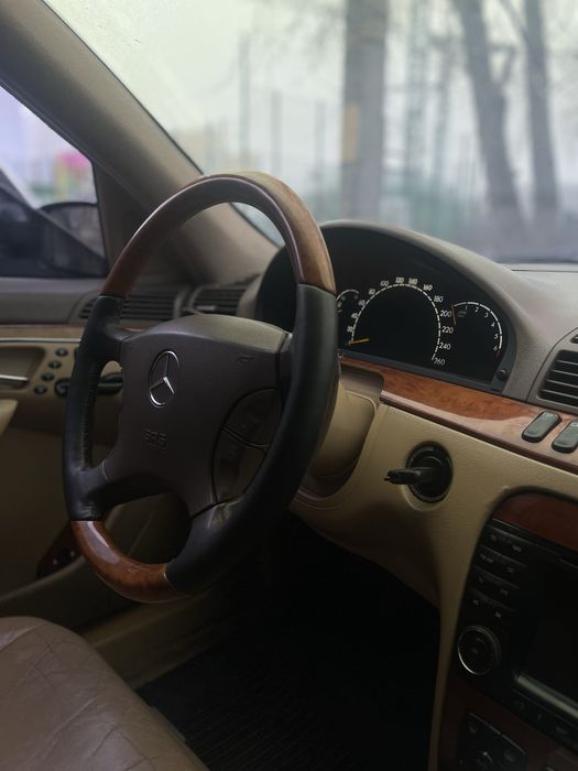 Mercedes-Benz S-Class W220 • 5.0 • Long