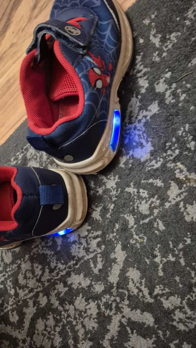 Buty adidasy świecące chłopięce Spider-Man 26/27 granatowe