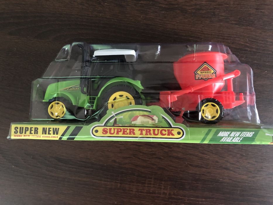 Zabawkowy trakor 48tknz