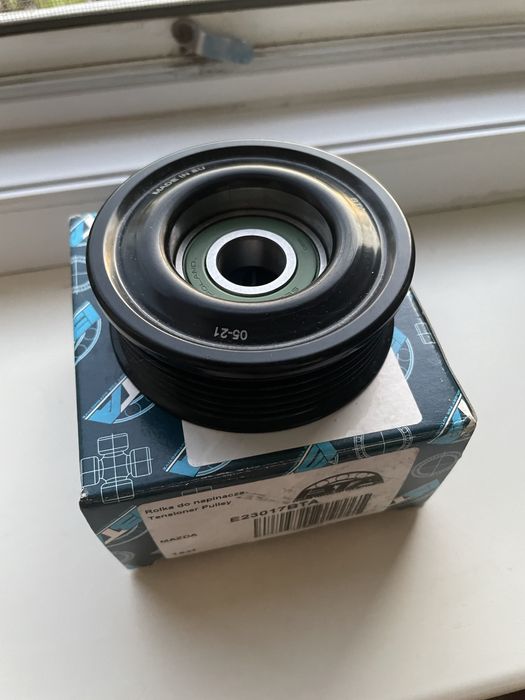 Mazda 3 bk Ролик натяжителя приводного ремня E23017BTA BTA