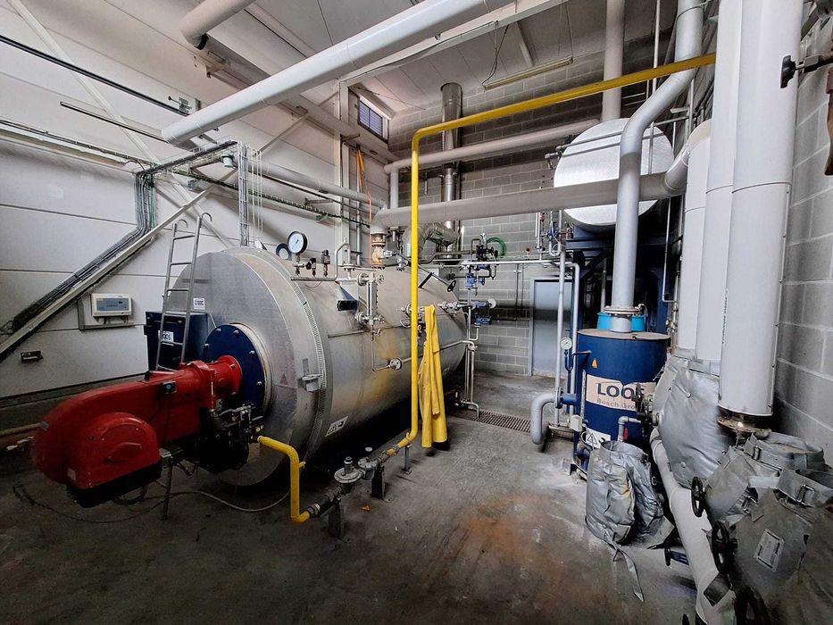 Kocioł parowy kotłownia parowa Loos  U-LS 2600 wytwornica pary.