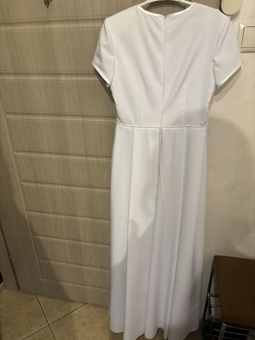 Sukienka komunijna na rozmiar 152 cm