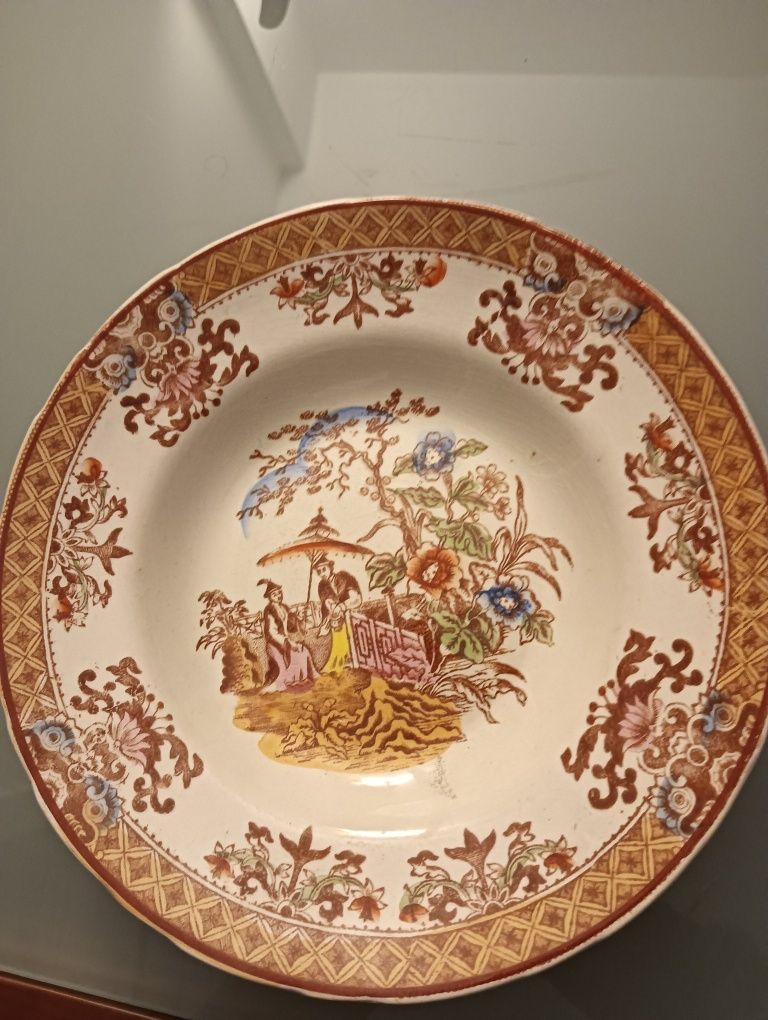 Porcelana Antiga e Rara	Prato fundo - Chinez	GILMAN & C.ta  SACAVÉM