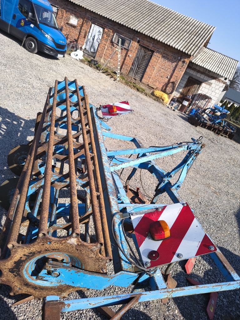 Gruber lemken smaragd 80 ścierniskowy 3 rzędowy z wałem transport