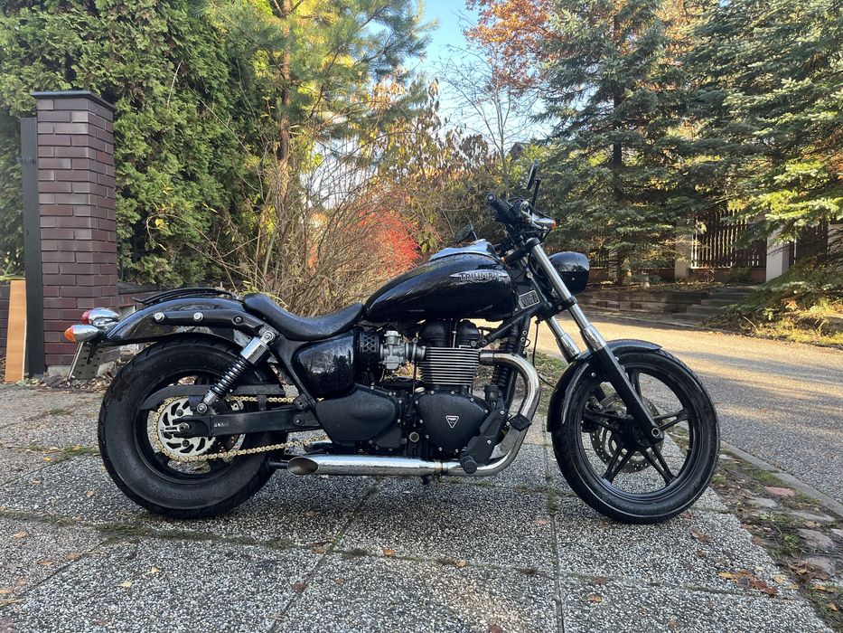 Triumph Speedmaster 900