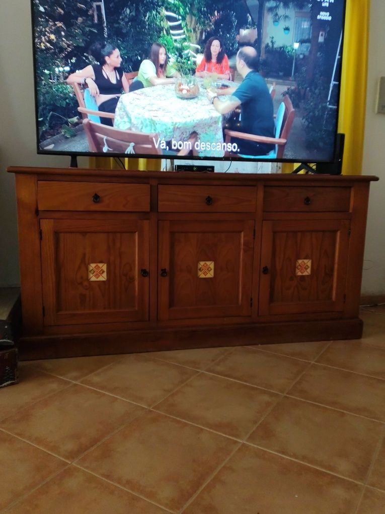 Aparador madeira maciça (estilo mexicano) c/ oferta conjunto garrafas