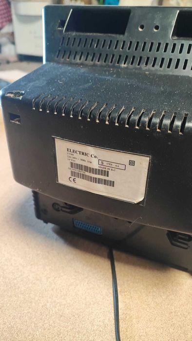 Televisão de caixa preta