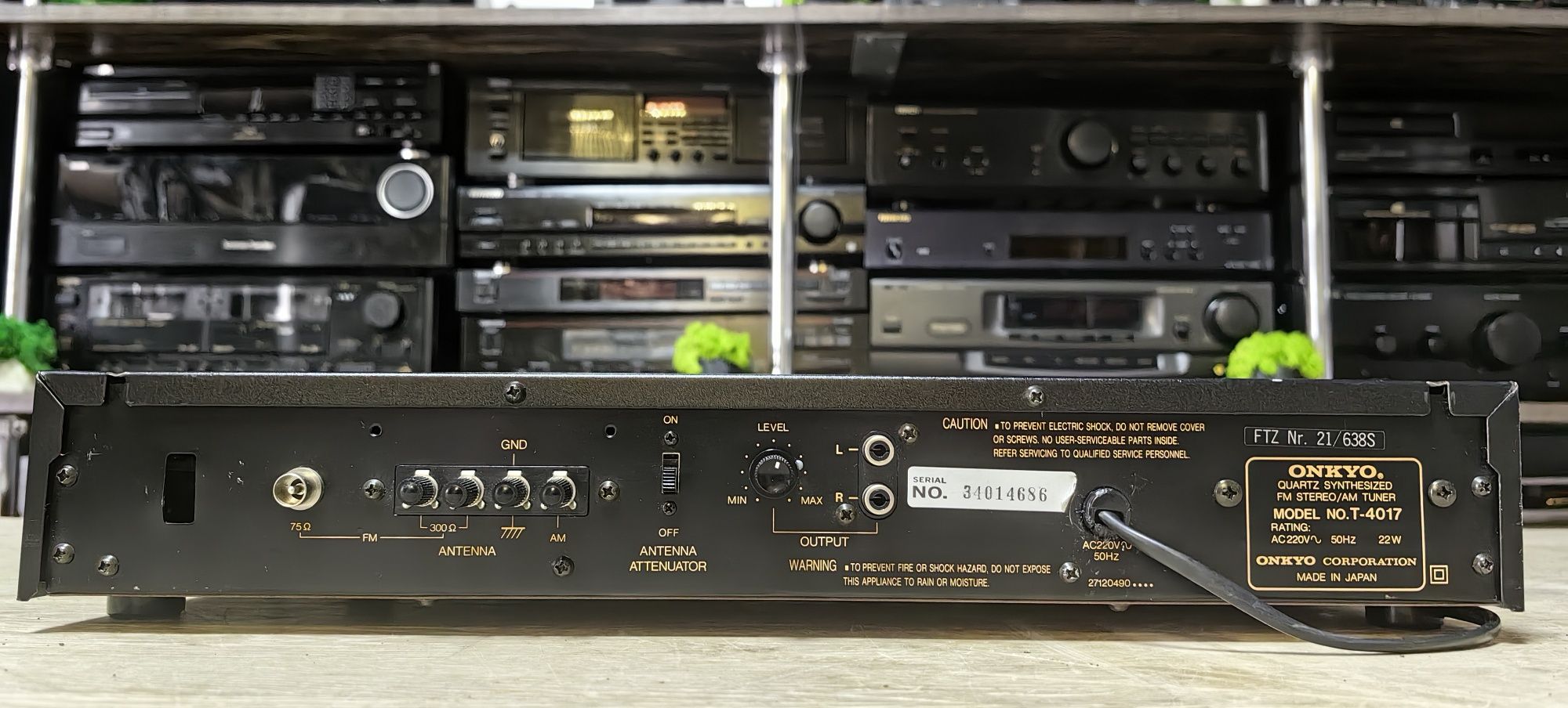Тюнер Onkyo T-4017