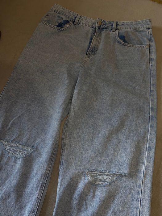 Жіночі джинси кльош