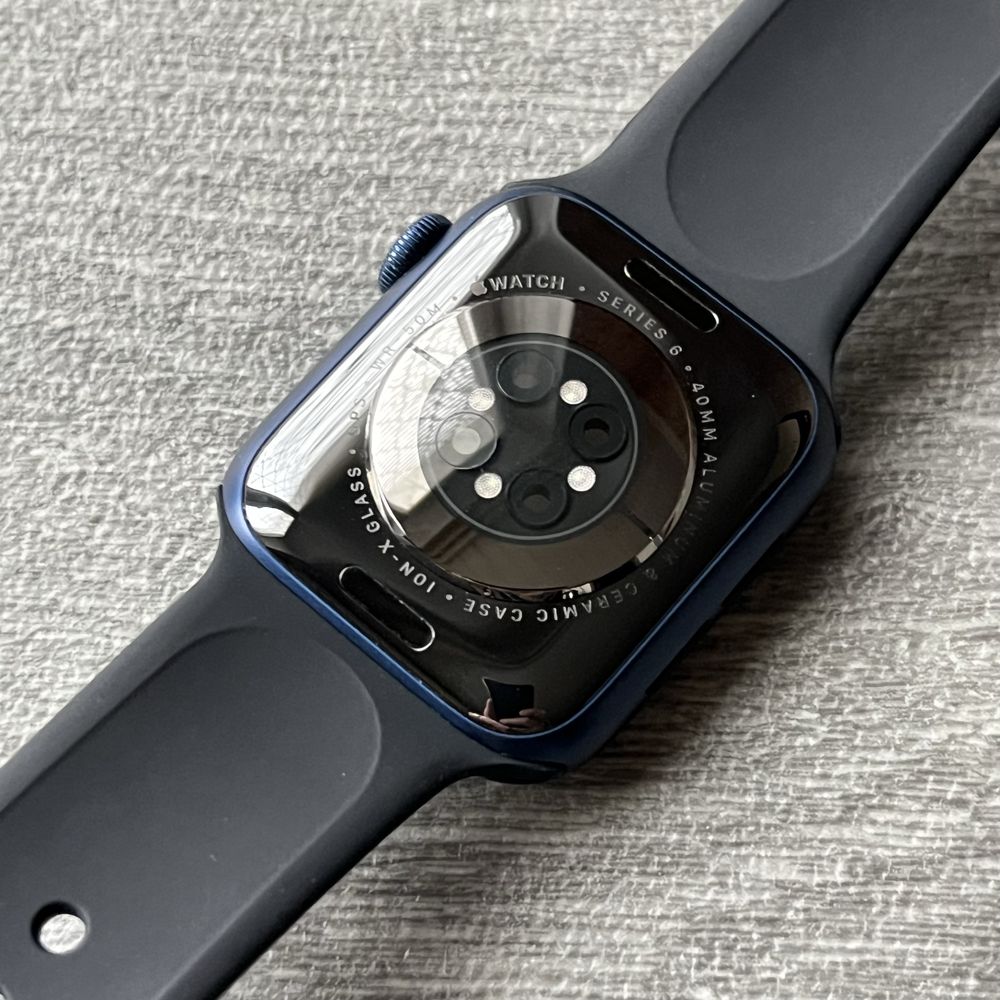 Apple Watch Series 6 40мм