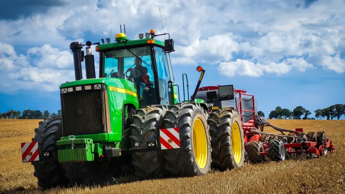 Siew strip till bezorkowy siew za słomę Horsch Focus 6TD rzepaku zbóż