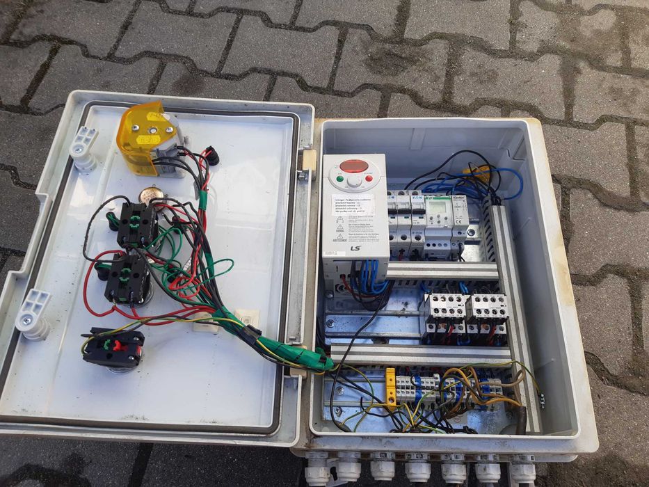 Skrzynka  elektryczna sterownicza