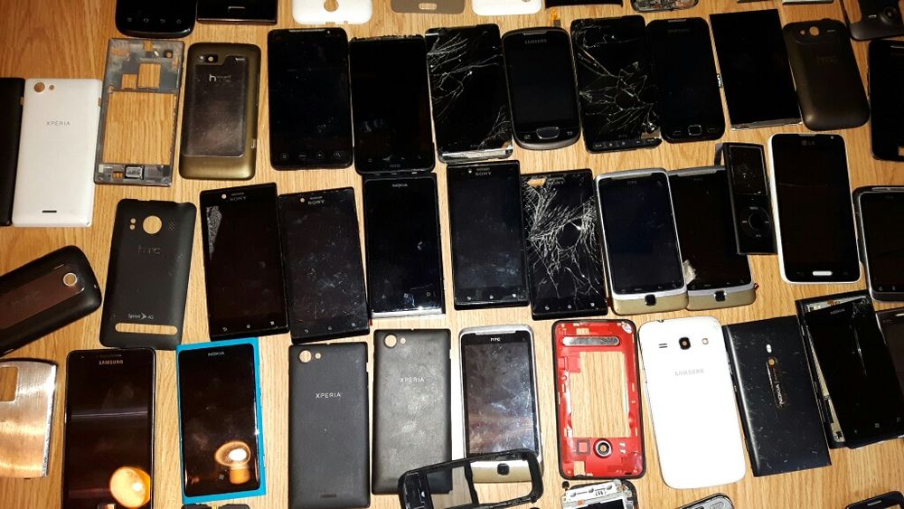 Czesci z telefonów