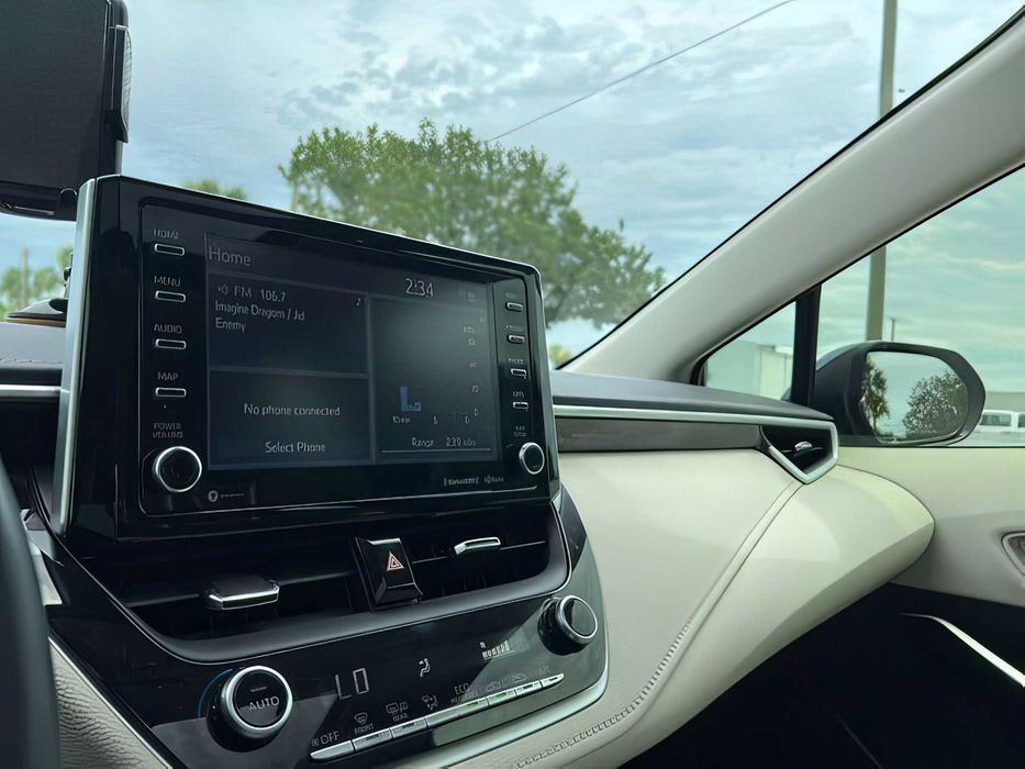 Toyota Corolla      2021