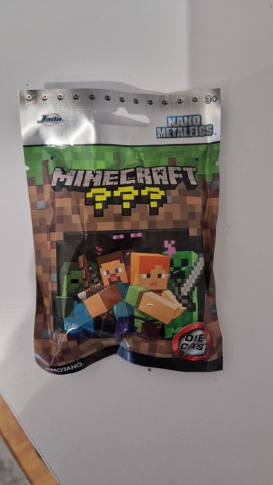 Figurka minecraft nowa