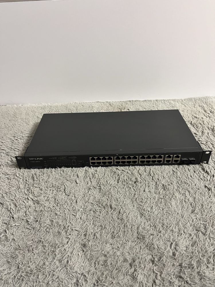 Switch T1500-28PCT