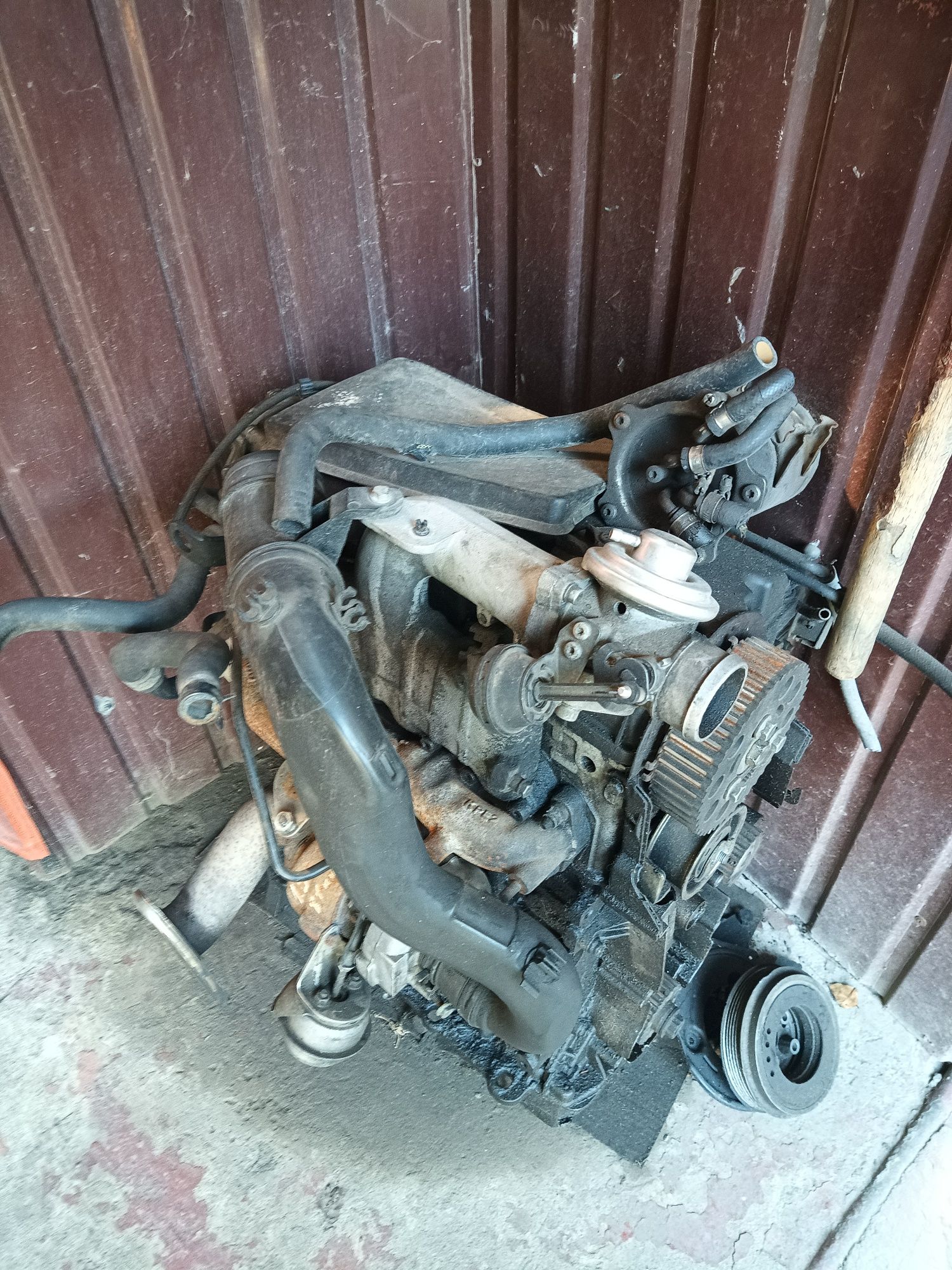 Двигатель 1.9т vw caddy возможно по запчастям