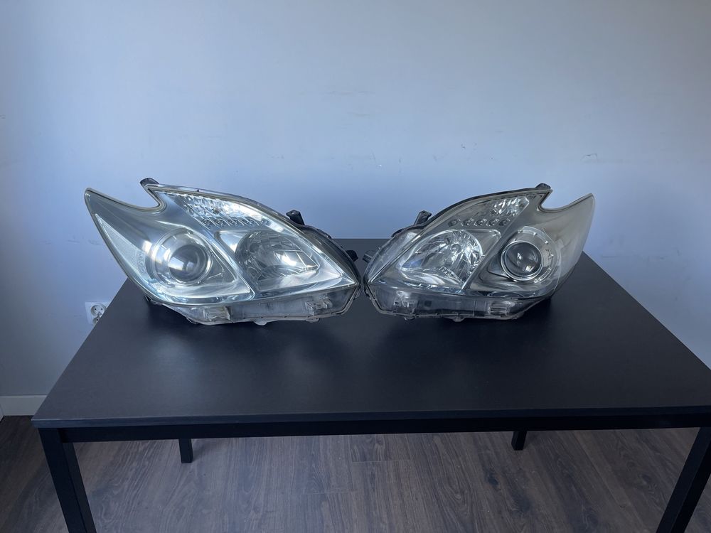 Lampy Drzwi Błotniki Chłodnice Toyota Prius 3